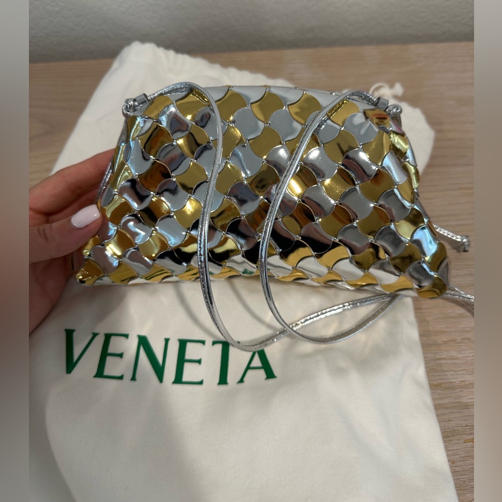 Bottega Veneta Mini Pouch in Pavimento Leather - NWT